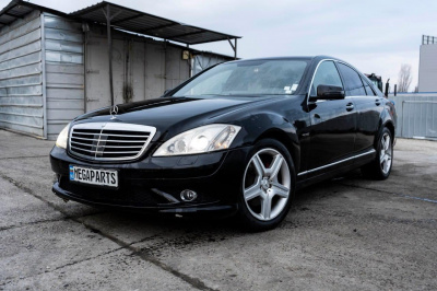 Mercedes-Benz W221 – Луксът, който и днес впечатлява